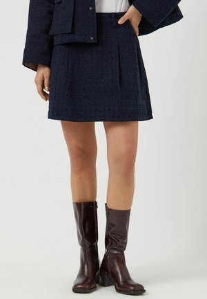 A-line skirt - navy blazer