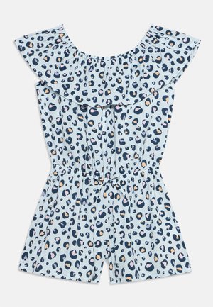 Combinaison sans manches bleu clair avec un col volanté décolleté bardot et un motif léopard multicolore en marine, rose et pêche.