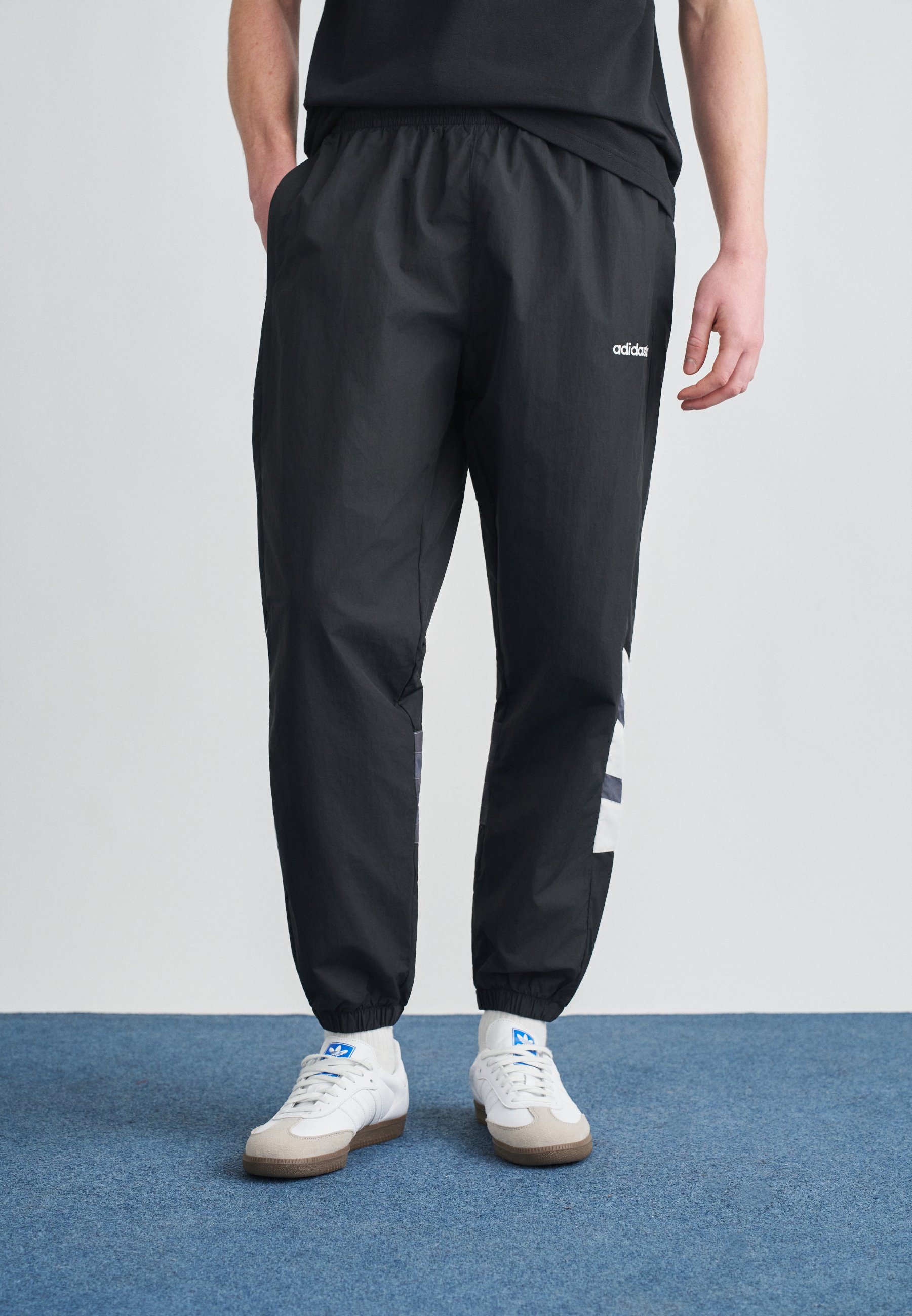 adidas Originals SANTIAGO - Tracksuit bottoms - black - Zalando.co.uk