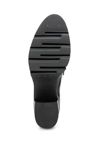 Schwarze Schuhsohle mit horizontalen Rillen und strukturiertem Bereich an der Ferse. Hergestellt in Italien, mit geprägten Markendetails auf der Oberfläche.
