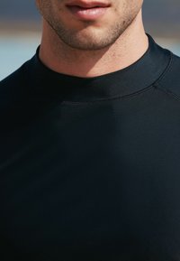 Next REGULAR FIT-LONG SLEEVE - Top s dlhým rukávom - black