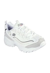 Białe i szare buty sportowe z siateczkową i skórzaną cholewką, wyściełanym językiem, sznurowaniem, teksturowaną gumową podeszwą i detalem logo po bokach.