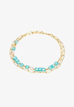 Guldkæde med rektangulære teal perler, perleaksenter og gyldne kugleperler, arrangeret i et forskudt mønster.
