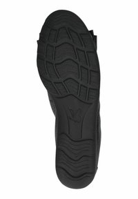 Juodas gumos batų padas su banguotu raštu ir drugelio logotipu. Tekstūruota danga suteikia sukibimą ir ilgaamžiškumą.