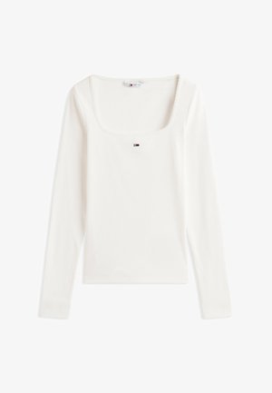 Hvid langærmet ribbet top med firkantet udskæring og lille Tommy Hilfiger logo centreret under udskæringen.
