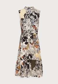 Vestido floral de largo medio con cuello tipo polo, diseño sin mangas, que presenta patrones en negro, blanco y amarillo, y un dobladillo acampanado.