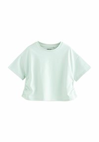 Jasnozielony krótki T-shirt z krótkim rękawem, okrągłym dekoltem i subtelnymi marszczeniami po bokach na białym tle.