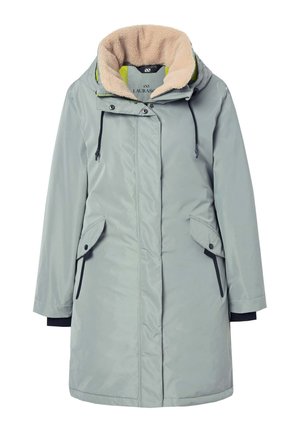 Lichtgrijze waterdichte parka met een beige fleece- gevoerde capuchon, voorzakken, trekkoord en zwarte accenten. Beschikt over een rits- en drukknoopsluiting.