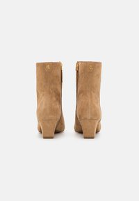 Lauren Ralph Lauren Botines - camel