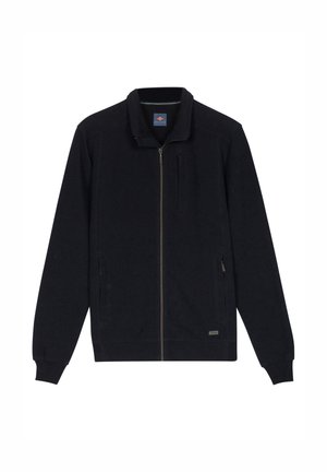 Schwarze Zip-Jacke aus strukturiertem Material, mit einem Stehkragen, seitlichen Taschen und einer Brusttasche. Dezentes Branding am Saum.
