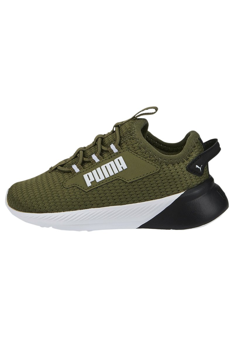 Puma RETALIATE 2 Stabilty running shoes dark green moss black/green