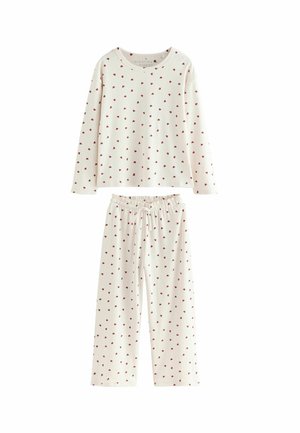 Valkoinen puuvillapyjama-setti, johon kuuluu pitkähiakkoinen paita ja joustovartiset housut, molemmissa pieniä punaisia sydänkuvioita.