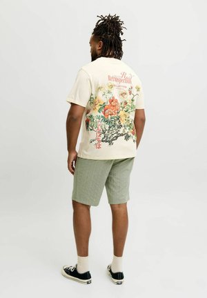 Jack & Jones T-SHIRT PLUS SIZE T-SHIRT - T-shirts med print - antique white