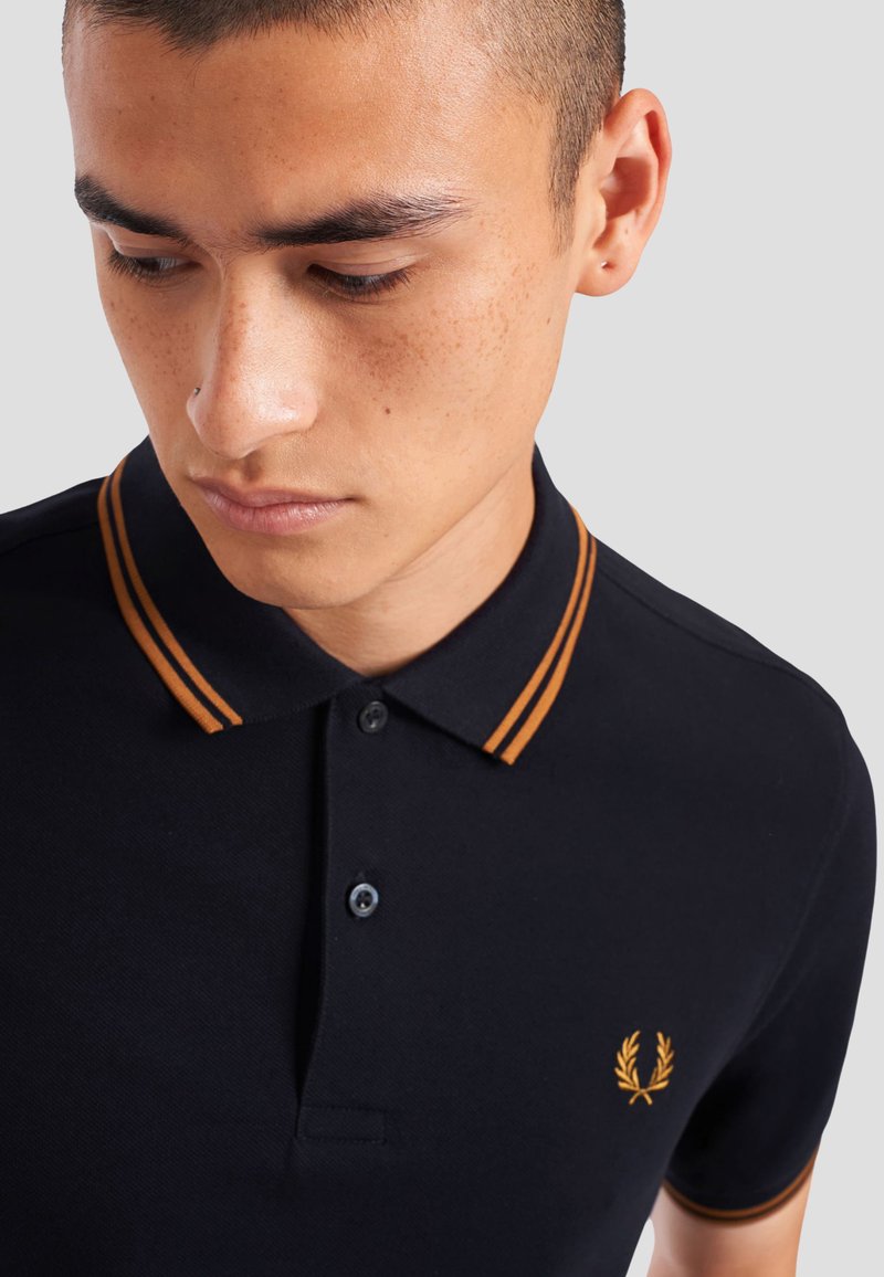 nike mercurial vapor 12 academy mg