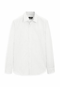 Chemise blanche à manches longues avec des rayures verticales gris clair, col boutonné et coupe régulière. Le tissu est lisse avec une texture subtile.