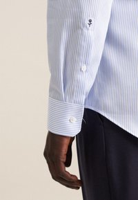 Seidensticker Camicia elegante - light blue