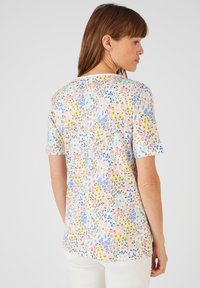 Damart COL TUNISIEN - Camiseta estampada - blanc fleuri