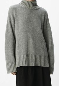 Object Sweter