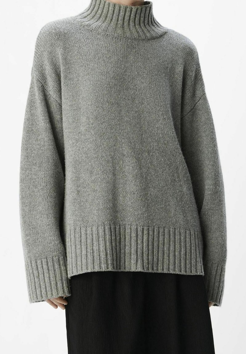 Object Sweter