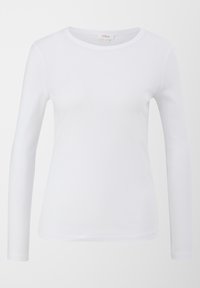 Camiseta blanca de manga larga con cuello redondo, fabricada en suave algodón y con un diseño ajustado. Textura lisa, sin estampados ni acentos.