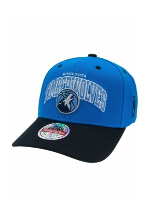 Blau-schwarze Minnesota Timberwolves-Kappe mit eingesticktem Teamnamen und offiziellem NBA-Logo an der Seite, mit einem Aufkleber für verstellbare Passform am Schirm.