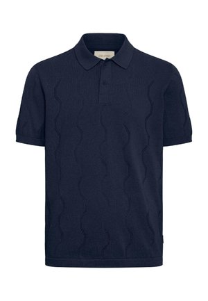 Mørkeblå kortermet polo med et subtilt vertikalt sikksakk-strikkemønster og to-knappslukking.