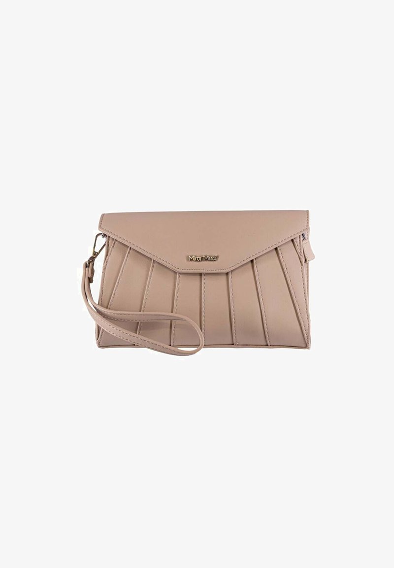 Clutch beige con pieghe verticali, logo dorato e tracolla rimovibile. Realizzato in materiale sintetico liscio.