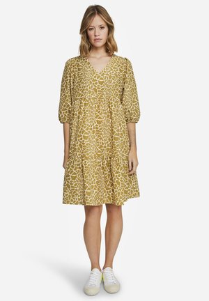 V-NECK VOLANT - Vestido informal - oliv