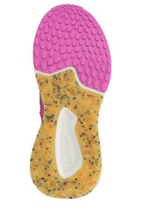 Shoe outsole featuring a pink, textured rubber section with circular patterns; a yellow base with speckled accents. Size indicated: 37.
