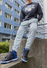 Nike Sportswear Mikina - black