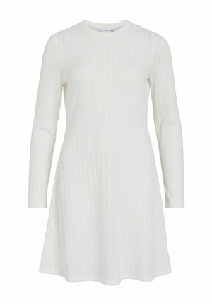 Weißes langärmliges Kleid mit gerippter Textur. Eng anliegender Oberkörper, der an der Taille ausgestellt ist. Rundhalsausschnitt und gerade Ärmel. Sauberes, minimalistisches Design.