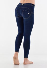 Freddy WR UP CLASSIC PUSH-UP - Vaqueros pitillo - dark jeans yellow seam