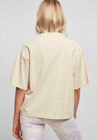 Urban Classics HEAVY  - Navadna majica - softseagrass