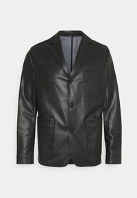 Svart läderblazer med skräddarsydd design, enkelknäppning framtill, två framfickor och snedskuren krage. Slät yta och fodrad insida.