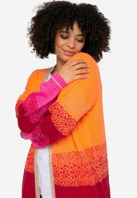 Angel of Style OFFENE FORM BLOCKSTREIFEN, LANGARM - Gilet - orange
