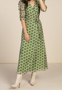 Aaiko Maxiklänning - green
