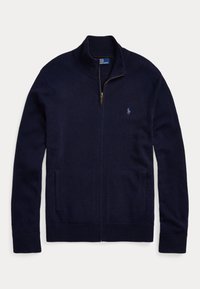 Επιλέχθηκε, hunter navy