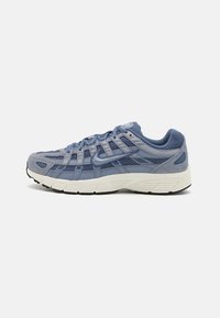 Unausgewählt, diffused blue/ashen slate/sail/black/metallic silver