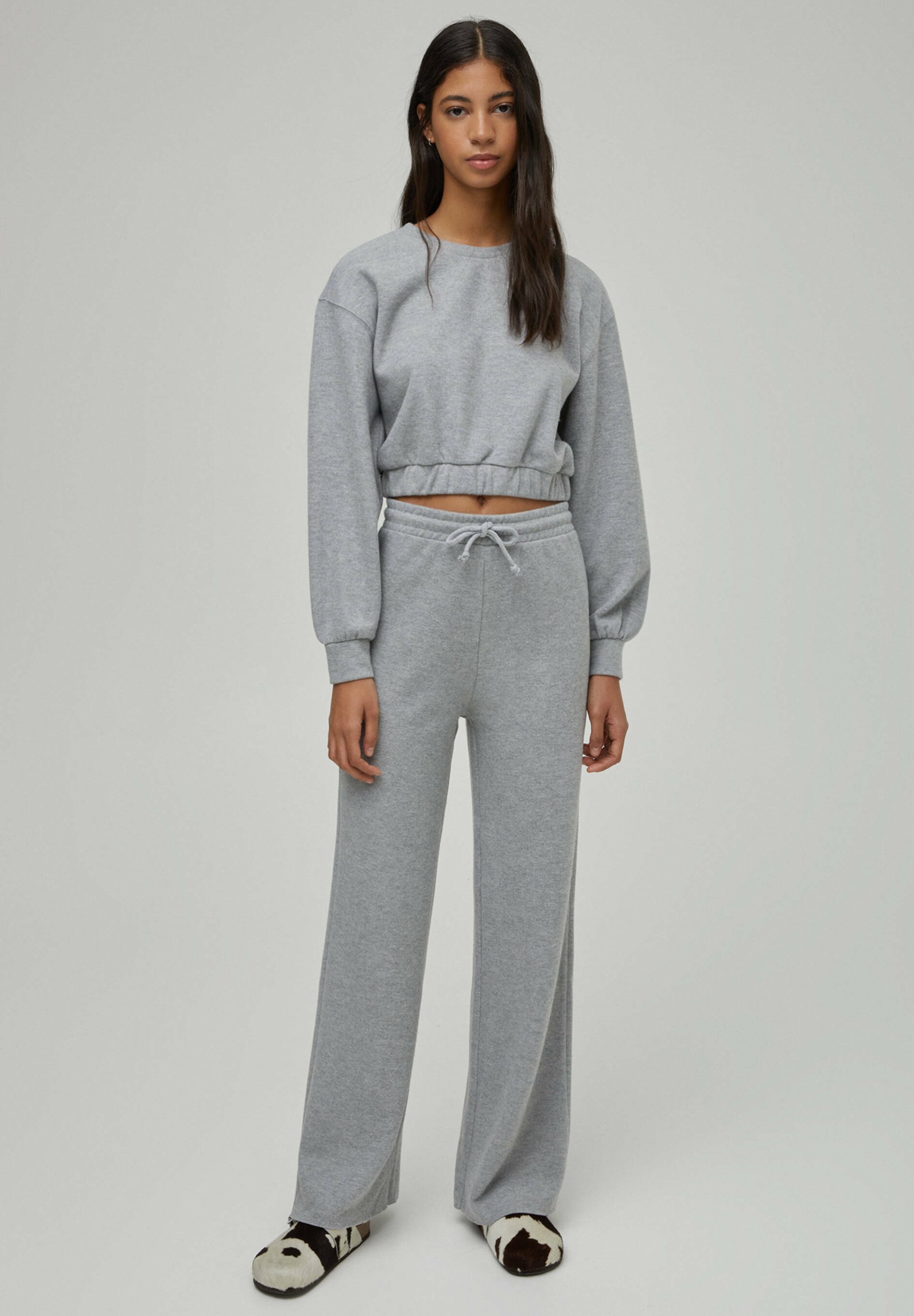 Pull and bear tracksuit bottoms Clearance