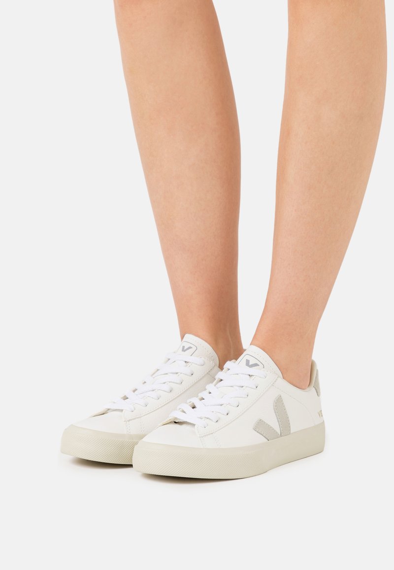 Zapatillas Veja Veja Campo Chromefree White Matcha Campo Veja