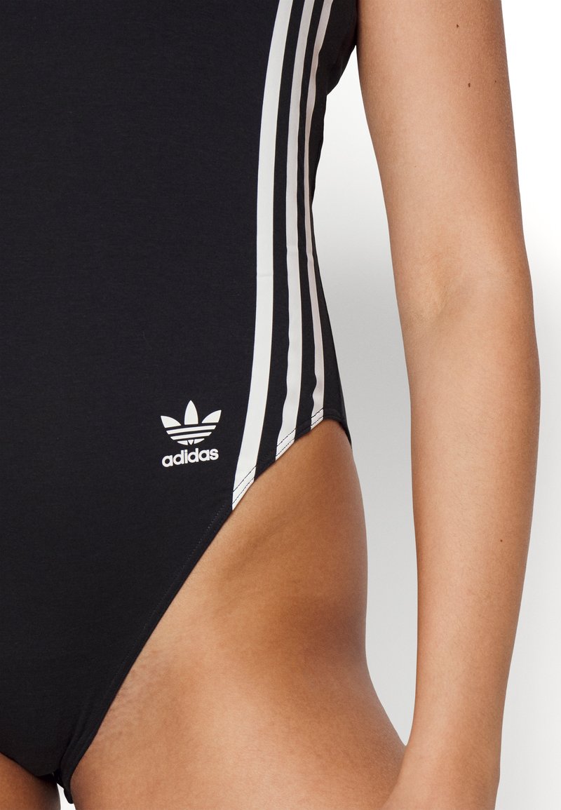 Adidas 3 stripes body Clearance