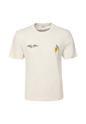 Cremefarbenes T-Shirt mit kurzen Ärmeln und Rundhalsausschnitt, auf der Brust mit dem Schriftzug "Filling Pieces" und einer kleinen gelben Chilischote bedruckt.