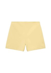Shorts - light yellow