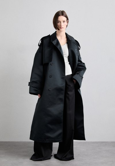 032c SUPERSIZE - Trenchcoat - black