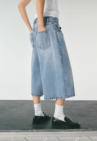 Next Džinsa auduma šorti - mid blue denim