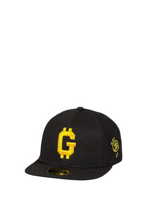 Czarna czapka z daszkiem z żółtym wyhaftowanym symbolem „G” z przodu oraz małym żółtym wzorem z napisem „GET” po boku.
