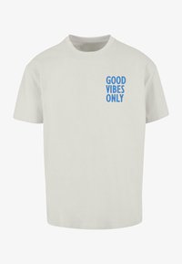 Seleccionado, lightasphalt