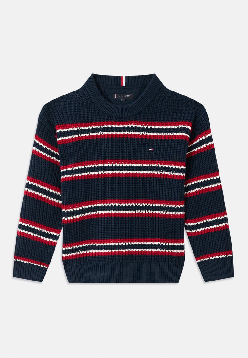 Navy gestreifter Pullover mit roten und weißen horizontalen Streifen, mit einem gerippten Textur und einem hohen Kragen. Keine sichtbare Markenkennung auf der Vorderseite.