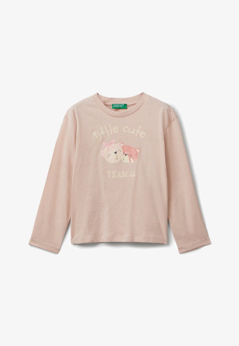 Růžová dlouhá tričko z měkkého bavlny, s grafikou dvou usmívajících se zvířat a textem "malý roztomilý TÝM" ve světlých barvách.