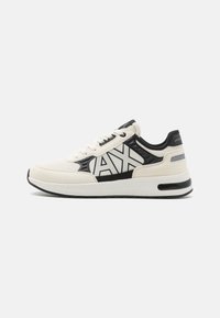 Valittu, off white/black